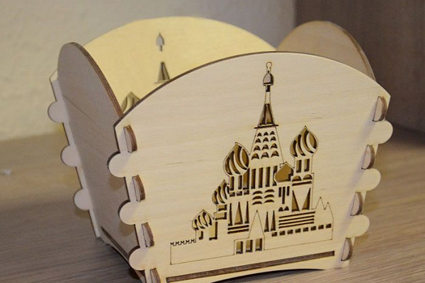 Лазерная резка фанеры